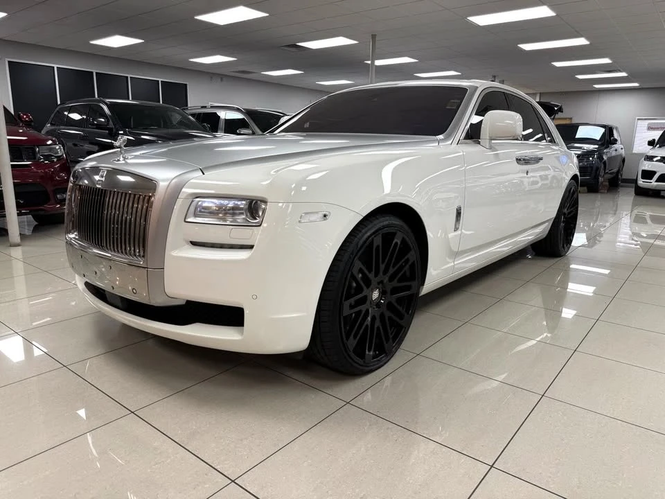 2011 Rolls-Royce Ghost 1st Gen - Image 8 of 20