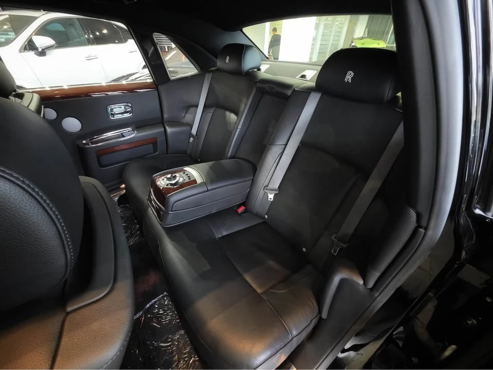 2011 Rolls-Royce Ghost 1st Gen - Image 9 of 20