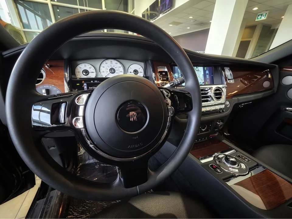 2011 Rolls-Royce Ghost 1st Gen - Image 11 of 20