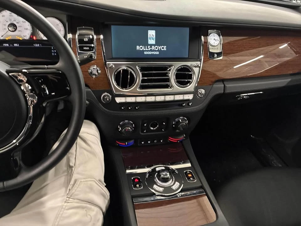 2011 Rolls-Royce Ghost 1st Gen - Image 5 of 5
