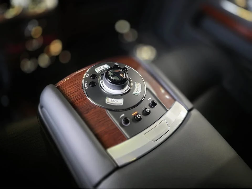 2011 Rolls-Royce Ghost 1st Gen - Image 16 of 20