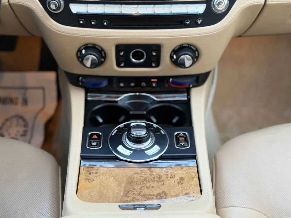 2011 Rolls-Royce Ghost 1st Gen - Image 17 of 20