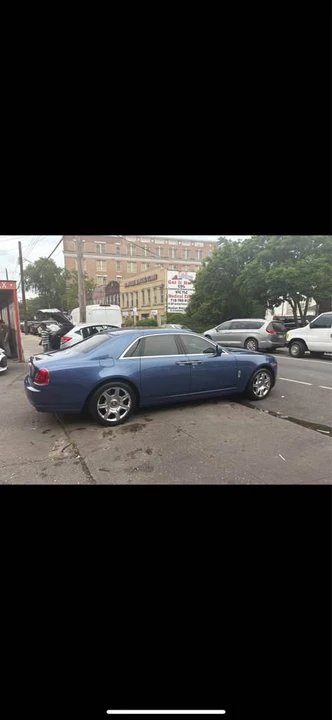 2011 Rolls-Royce Ghost 1st Gen - Image 2 of 11