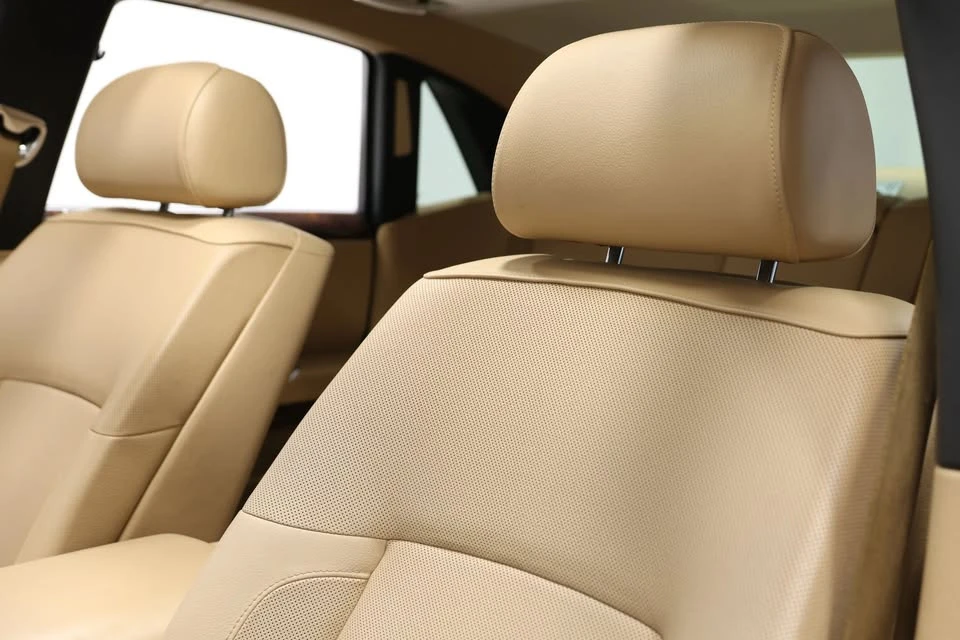 2011 Rolls-Royce Ghost 1st Gen - Image 16 of 20