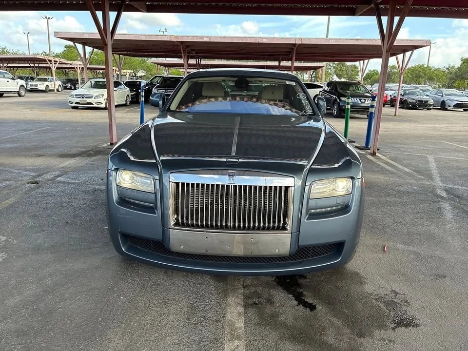 2011 Rolls-Royce Ghost 1st Gen - Image 12 of 13