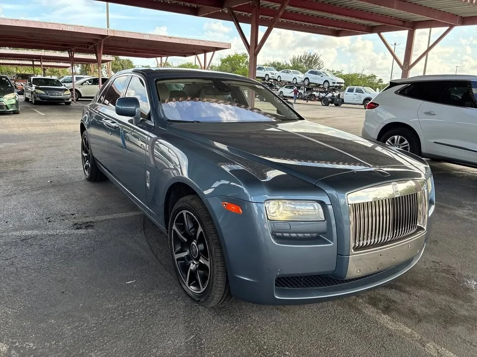 2011 Rolls-Royce Ghost 1st Gen - Image 6 of 13