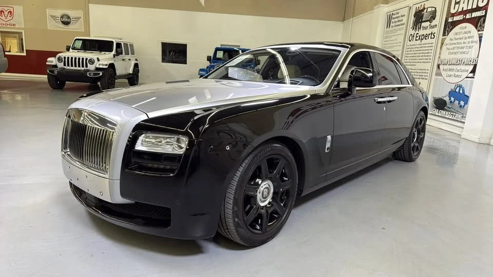 2011 Rolls-Royce Ghost 1st Gen - Image 2 of 18