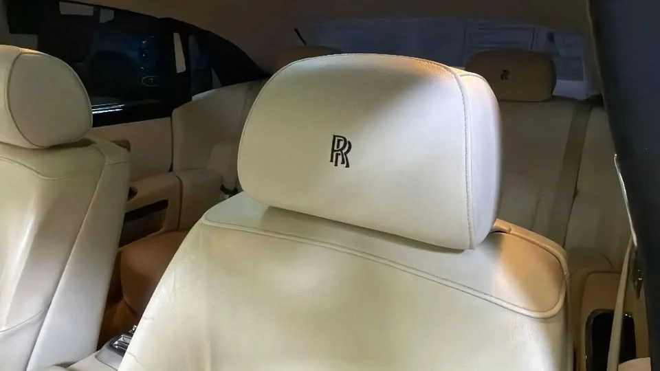 2011 Rolls-Royce Ghost 1st Gen - Image 14 of 18