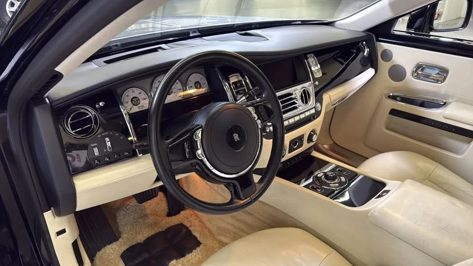 2011 Rolls-Royce Ghost 1st Gen - Image 12 of 18
