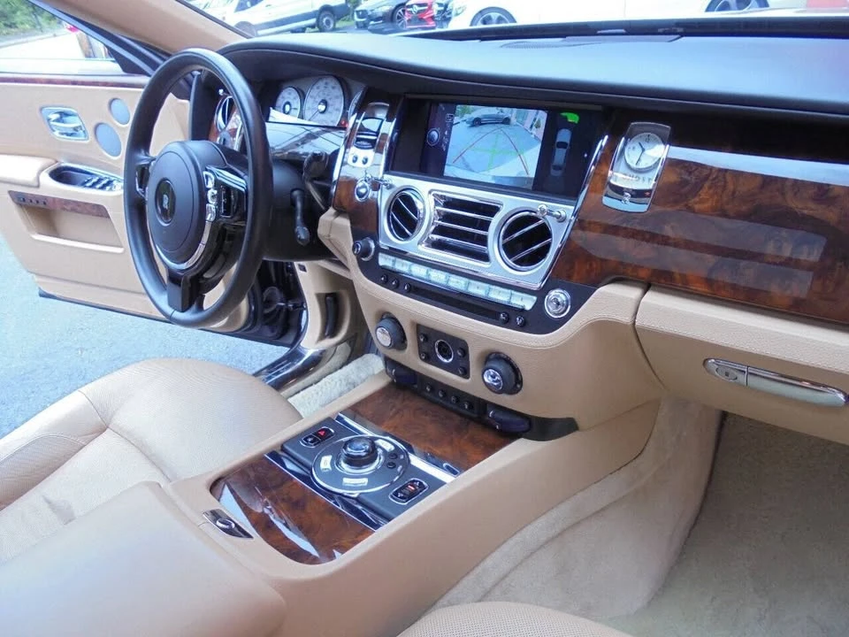 2011 Rolls-Royce Ghost 1st Gen - Image 14 of 20