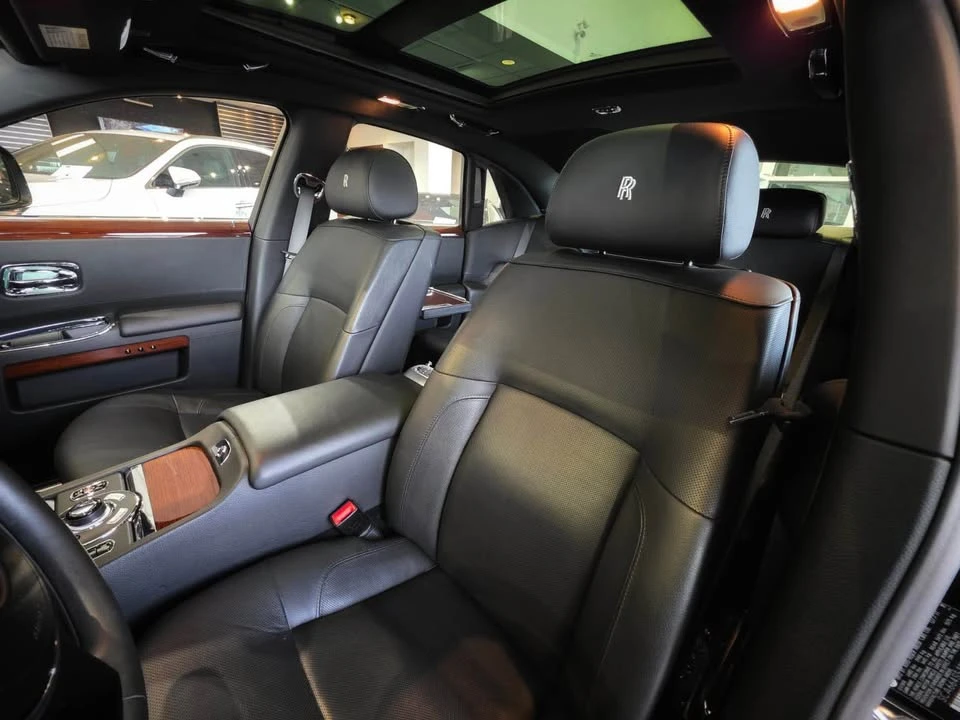 2011 Rolls-Royce Ghost 1st Gen - Image 14 of 18