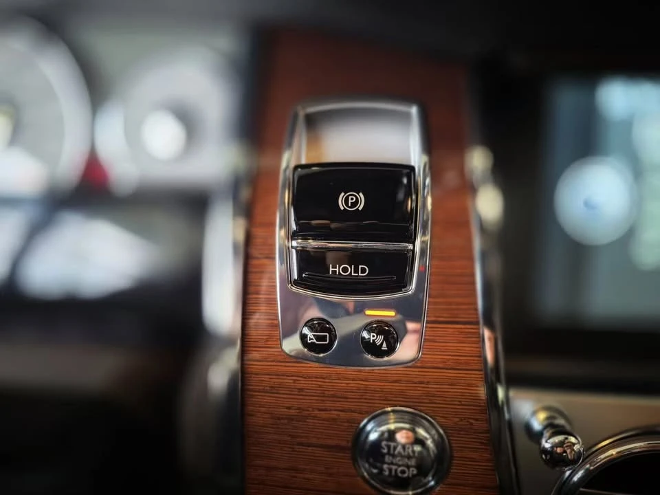 2011 Rolls-Royce Ghost 1st Gen - Image 15 of 20