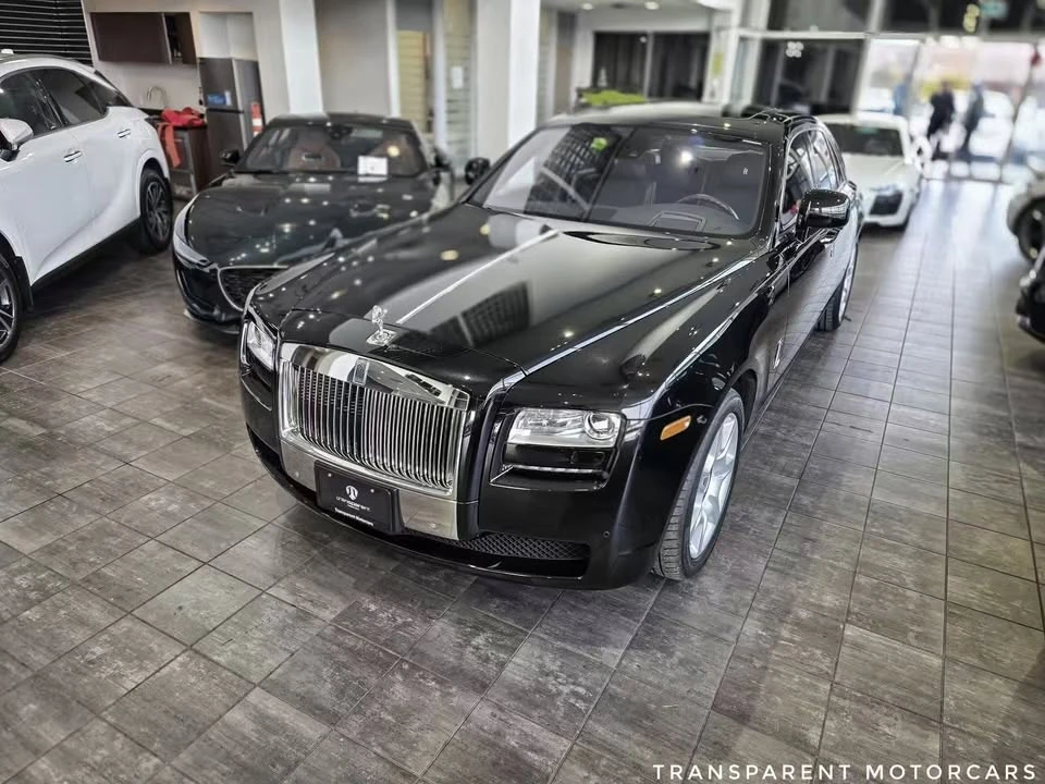 2011 Rolls-Royce Ghost 1st Gen - Image 2 of 20