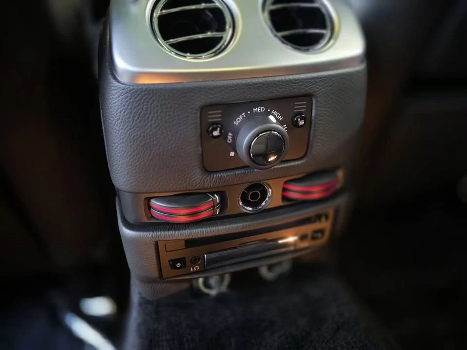 2011 Rolls-Royce Ghost 1st Gen - Image 17 of 20