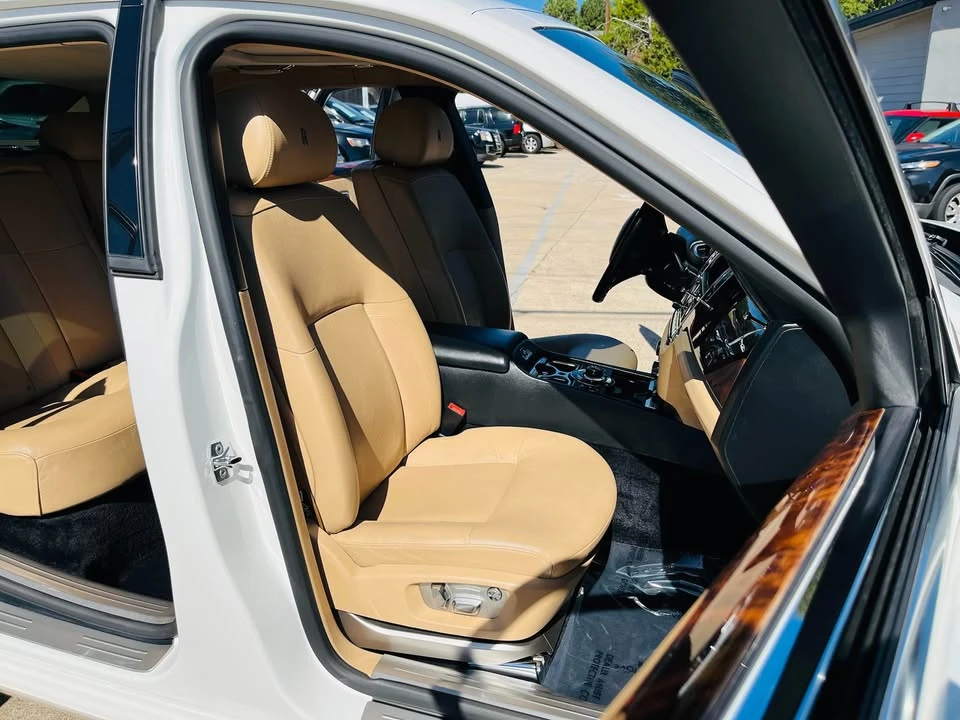 2011 Rolls-Royce Ghost 1st Gen - Image 13 of 19