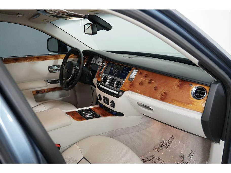 2011 Rolls-Royce Ghost 1st Gen - Image 10 of 12