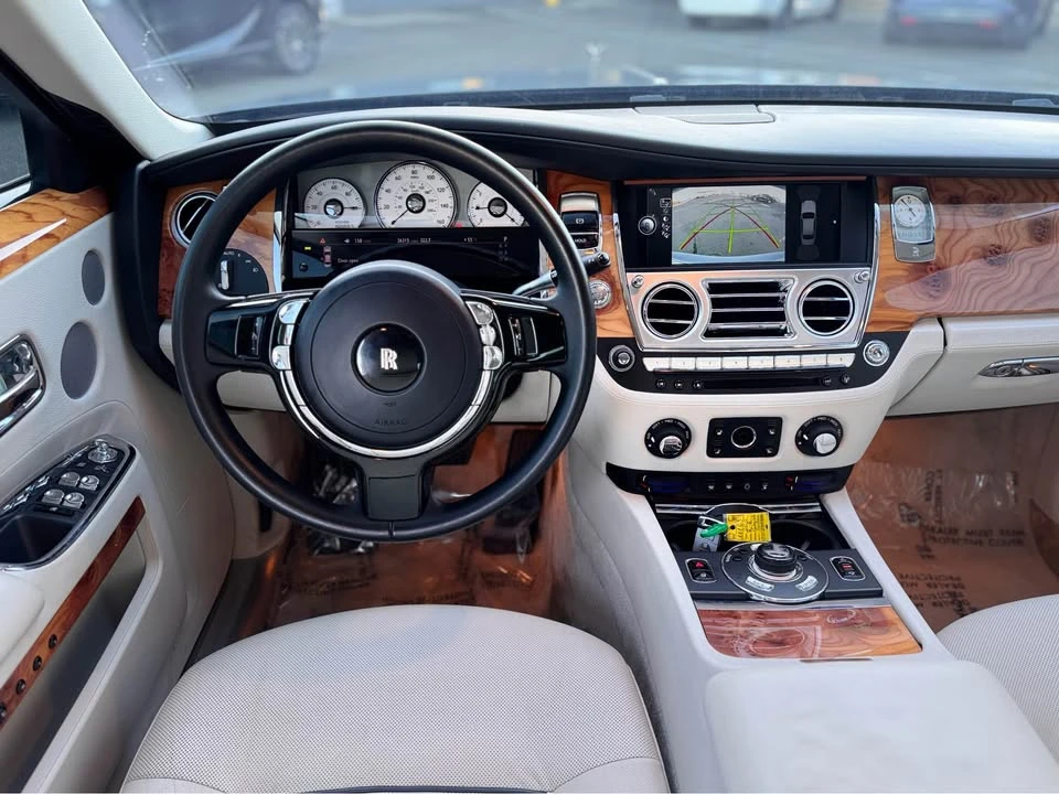 2011 Rolls-Royce Ghost 1st Gen - Image 11 of 12