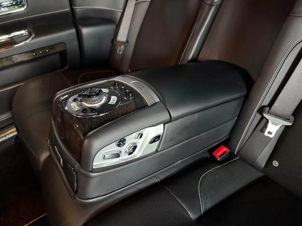 2011 Rolls-Royce Ghost 1st Gen - Image 12 of 18
