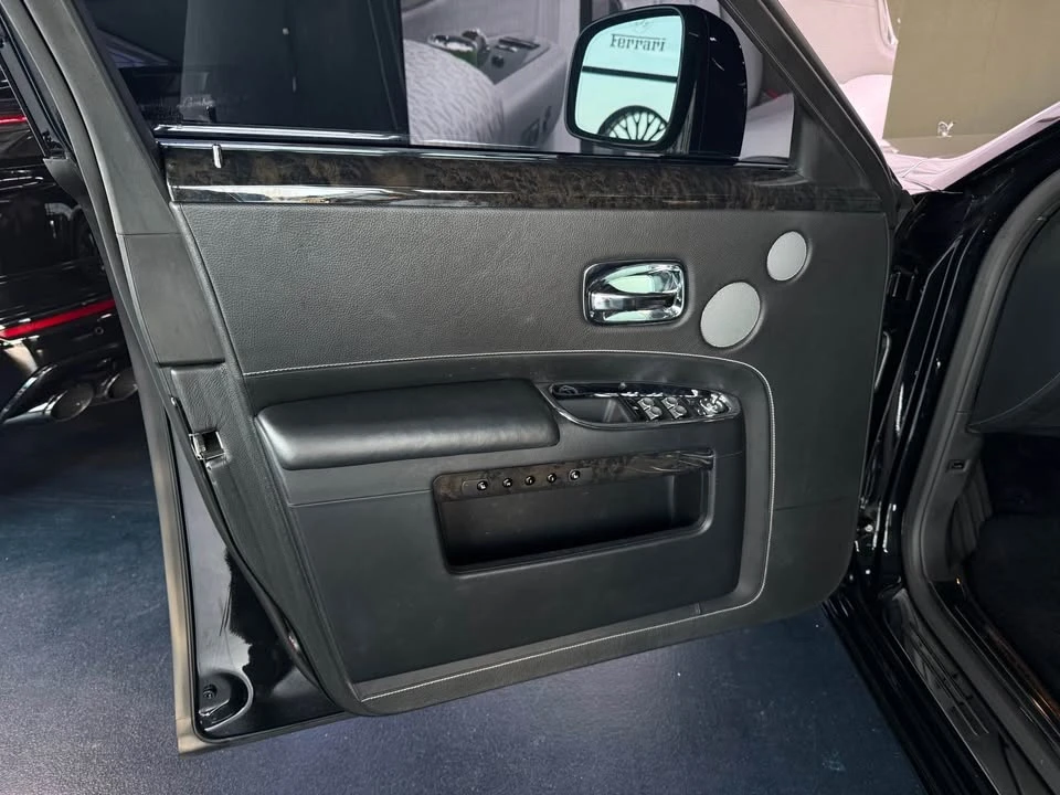 2011 Rolls-Royce Ghost 1st Gen - Image 8 of 18