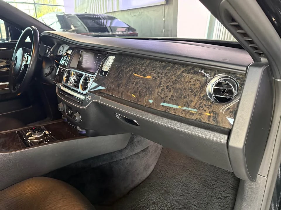 2011 Rolls-Royce Ghost 1st Gen - Image 15 of 18