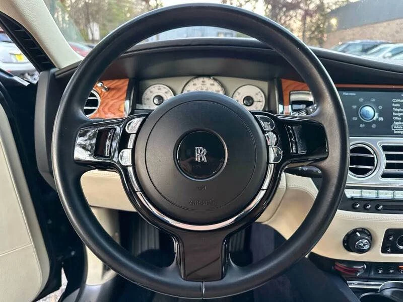 2011 Rolls-Royce Ghost 1st Gen - Image 11 of 19