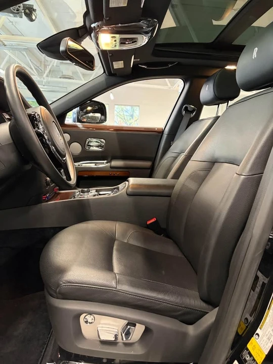2011 Rolls-Royce Ghost 1st Gen - Image 9 of 18