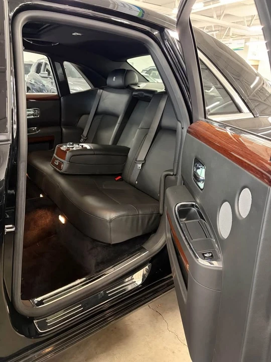 2011 Rolls-Royce Ghost 1st Gen - Image 14 of 18