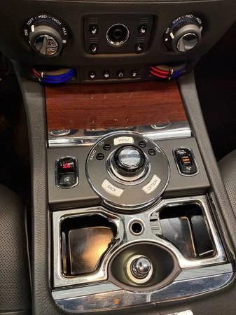 2011 Rolls-Royce Ghost 1st Gen - Image 14 of 19