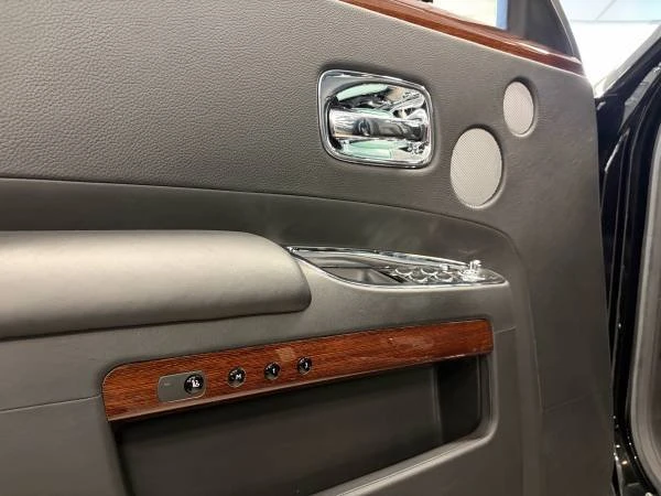 2011 Rolls-Royce Ghost 1st Gen - Image 9 of 19