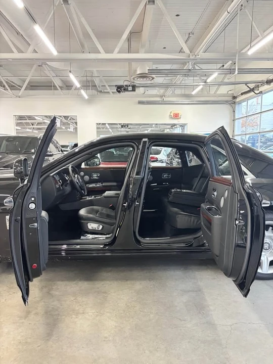 2011 Rolls-Royce Ghost 1st Gen - Image 8 of 10