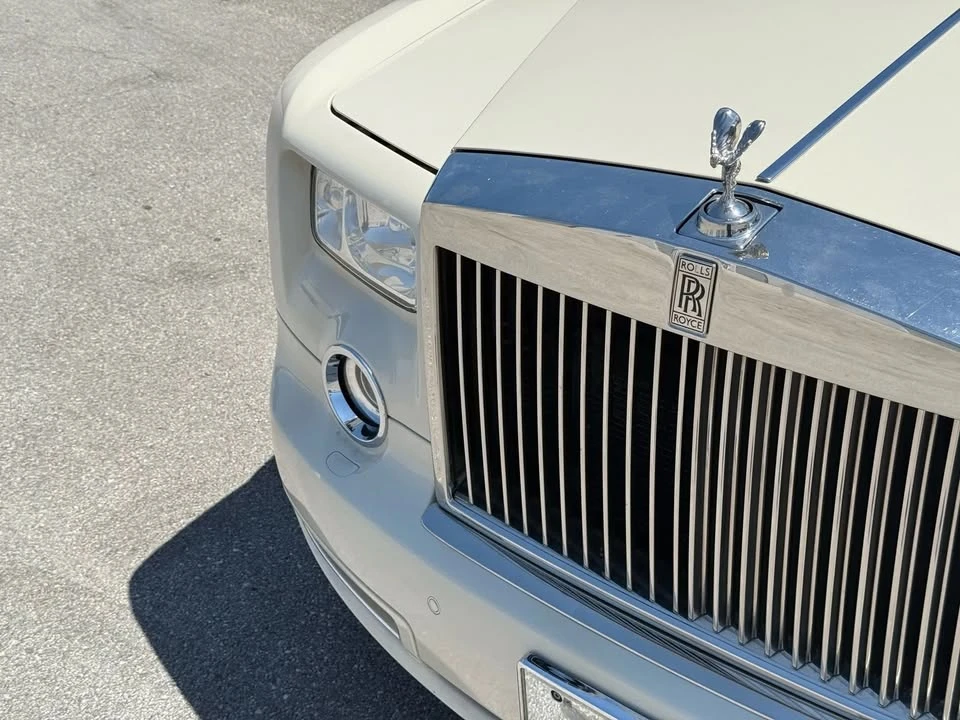 2011 Rolls-Royce Phantom VII - Image 12 of 19