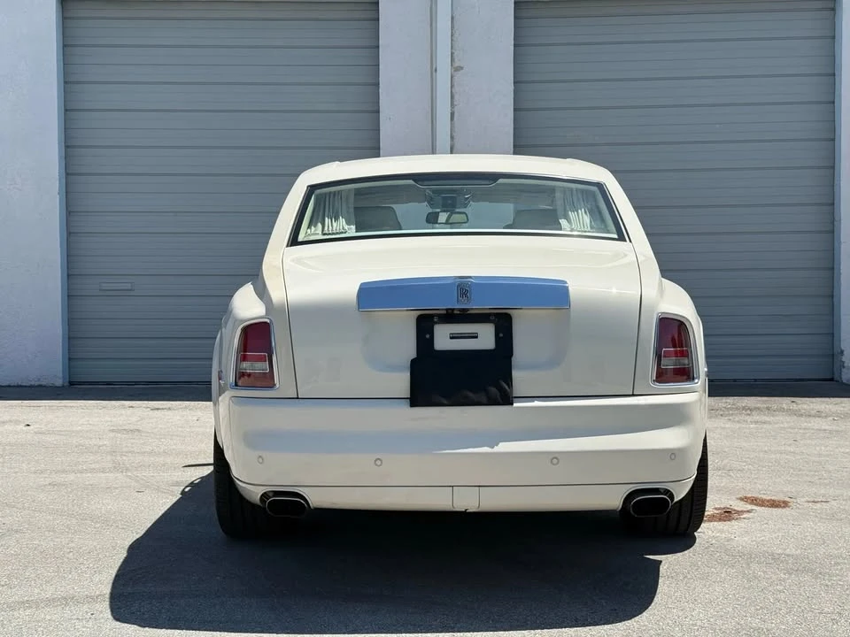 2011 Rolls-Royce Phantom VII - Image 10 of 19