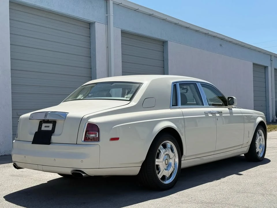 2011 Rolls-Royce Phantom VII - Image 7 of 19