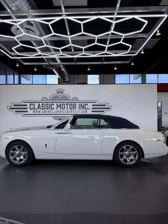 2011 Rolls-Royce Phantom VII - Image 2 of 18
