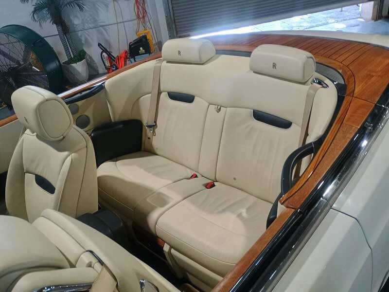 2011 Rolls-Royce Phantom VII - Image 8 of 11