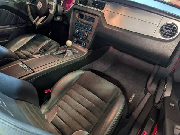 2011 Ford S197 Mustang - Image 7 of 11