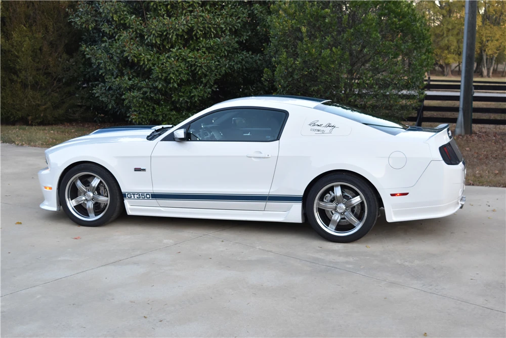 2011 Shelby GT350 - Image 4 of 5