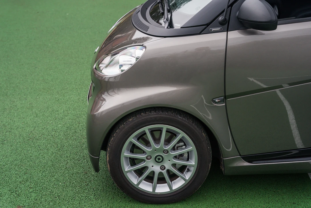 2011 Smart Fortwo 2nd Gen - Image 23 of 31