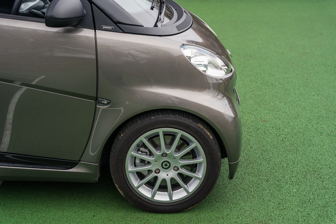 2011 Smart Fortwo 2nd Gen - Image 27 of 31