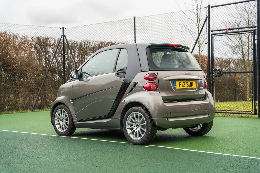 2011 Smart Fortwo 2nd Gen - Image 6 of 31