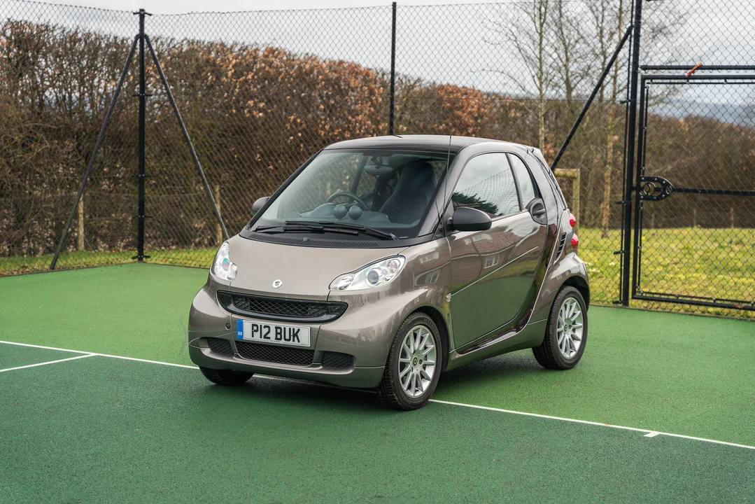 2011 Smart Fortwo 2nd Gen - Image 11 of 31