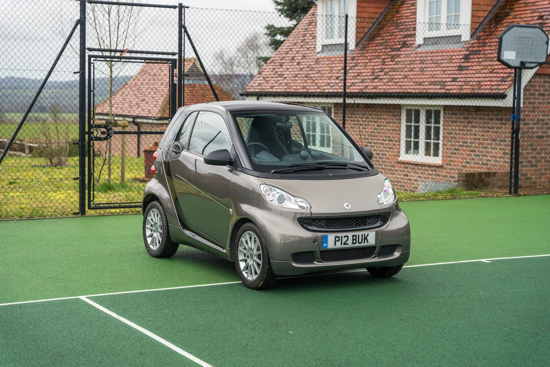 2011 Smart Fortwo 2nd Gen - Image 13 of 31
