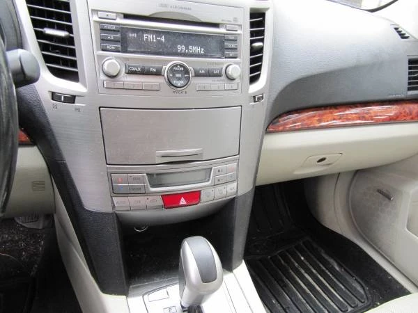 2011 Subaru Outback 5th Gen - Image 16 of 20