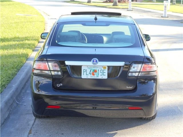 2011 Saab 9-3 2nd Gen - Image 10 of 12