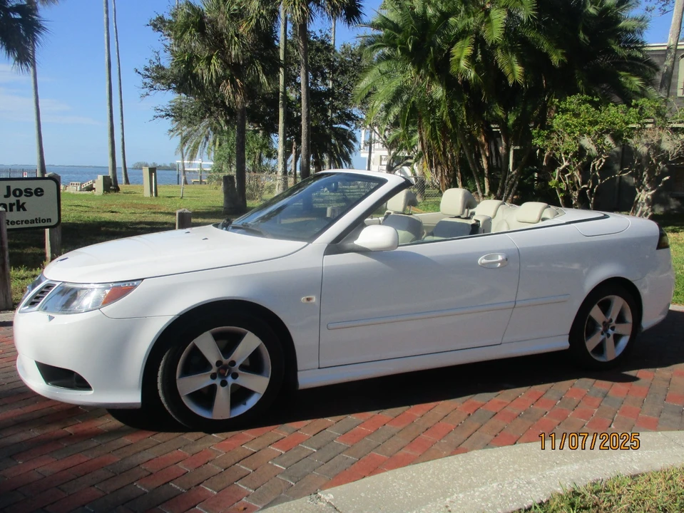 2011 Saab 9-3 2nd Gen - Image 6 of 13