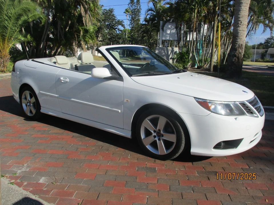 2011 Saab 9-3 2nd Gen - Image 5 of 13