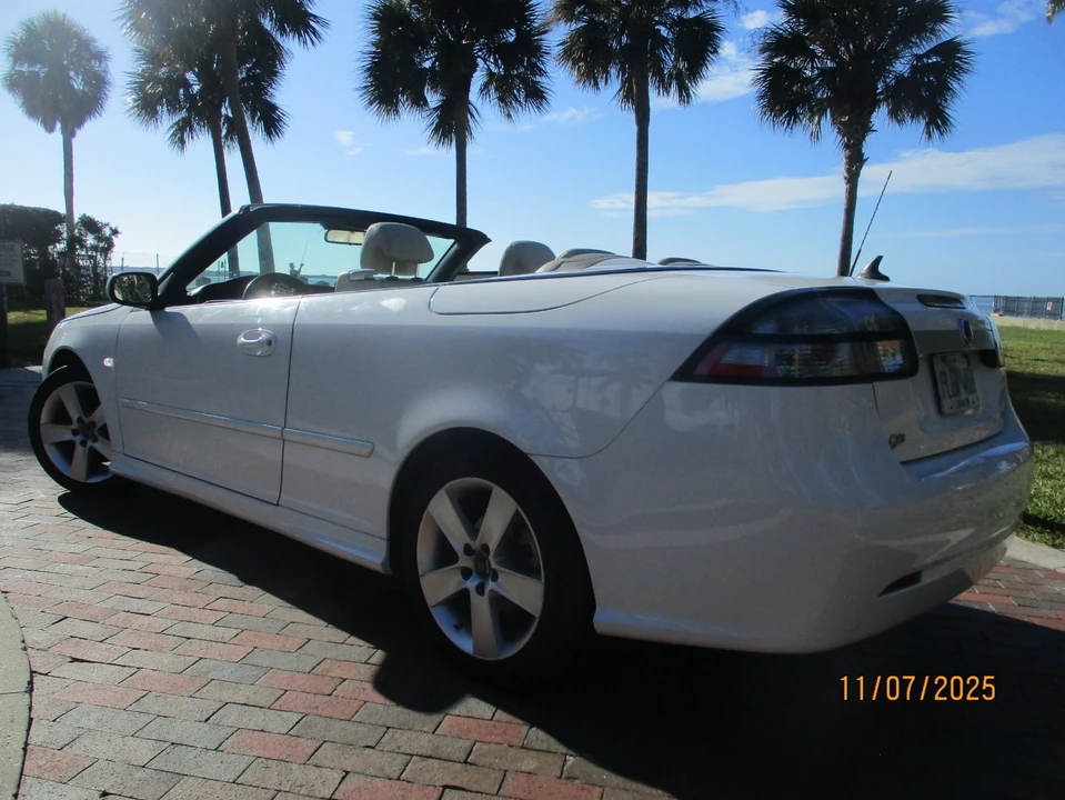 2011 Saab 9-3 2nd Gen - Image 4 of 13