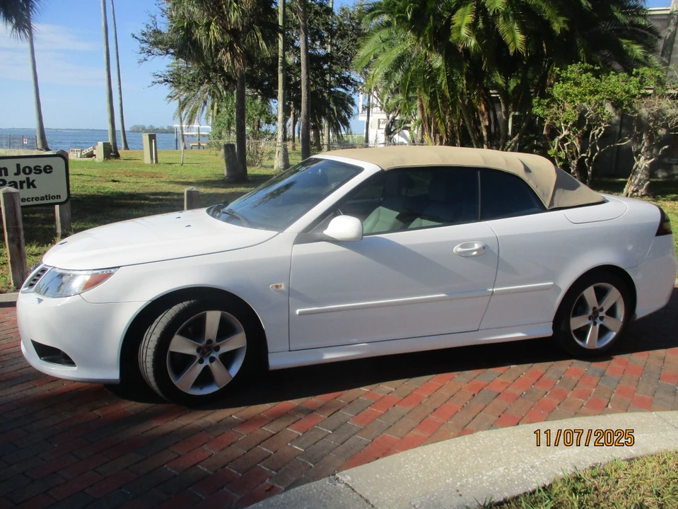 2011 Saab 9-3 2nd Gen - Image 12 of 13