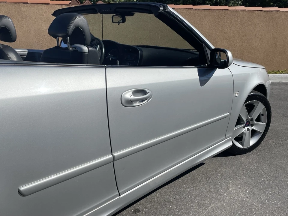 2011 Saab 9-3 2nd Gen - Image 22 of 31