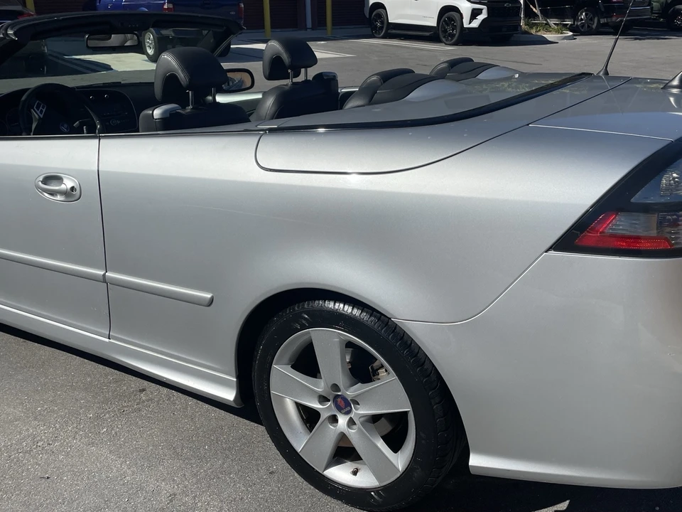 2011 Saab 9-3 2nd Gen - Image 25 of 31